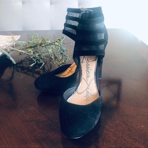 Jessica Simpson suede heels!